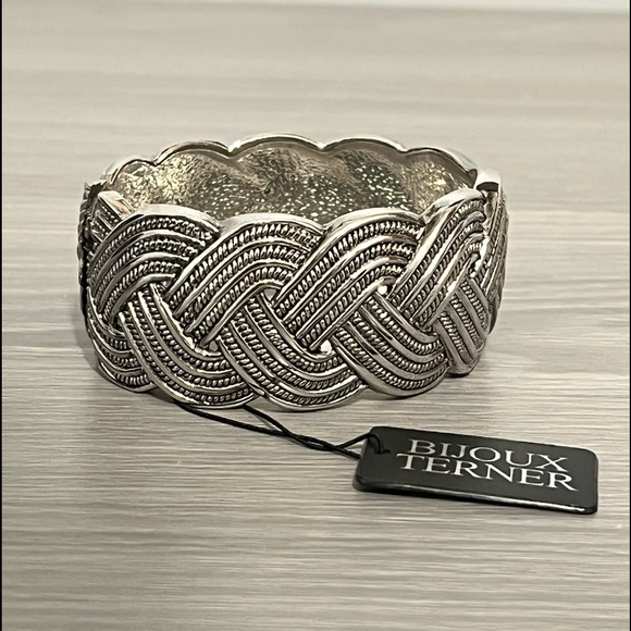NWT Bijoux Turner Silver Hinged Bangle Bracelet with Braid Design - Picture 2 of 6